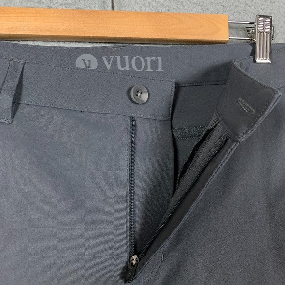 Vuori Meta Pant Mens 30 x 30 Charcoal Performance Stretch Lightweight Tech Chino - Picture 4 of 11